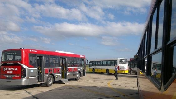 Nuevo sistema de transporte urbano en la Ciudad de Cordoba, 1º de marzo de 2014

Fotógrafa: Verónica Maggi
Extraído de: http://www.lavoz.com.ar/ciudadanos/arranco-el-nuevo-sistema-de-transporte-urbano-en-la-ciudad-de-cordoba
