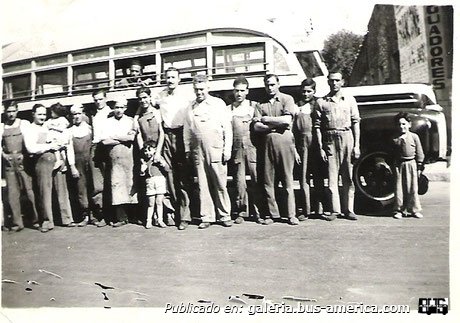 Ford - Androlli y D'Alessandro
Fotografía de carrocerías: Andreolli y D'Alessandro
