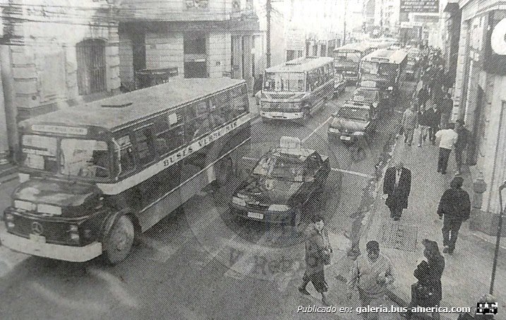 Mercedes-Benz L 1114 - R.Astorga - Verde Mar
Buses Verde Mar (Valparaíso)

Fotógrafo: desconocido
Colección y gentileza: Mauricio Alejandro Ampuero
Extraído de: Nostalgia Bus V Región



Archivo originalmente posteado en abril 2018
