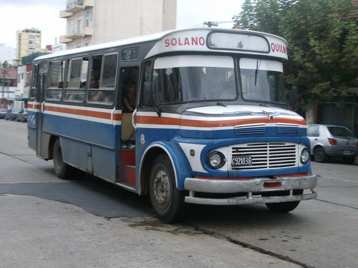 Mercedes-Benz LO 1114 - La Nueva Estrella - El Truchito de Quilmes
C.921038
Fotografía gentileza de: El Truchito de Quilmes facebook 
(perfil desaparecido reconvertido en El Nuevo Transporte S.A.)
Publicado actualmente en: 
https://www.facebook.com/photo.php?fbid=107305396042929
&set=pb.100002904082853.-2207520000.1380907347.&type
=3&theater
