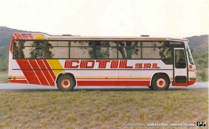 Mercedes-Benz OF 1214 - Anyda Boxer - Cotil
Cotil, interno 6

Fotografía de: ¿Carrocerías Andreolli y D´Alessandro?
Extraído de: Línea 181, en facebook.com



Archivo publicado originalmente en septiembre 2018
