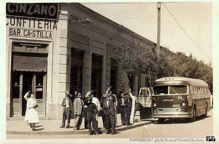 Leyland Royal Tiger - Inducar Juan Perón
Interno 114

Fotografía: Autor desconocido
Publicada en el Facebook "Archivo Fotográfico Ministerio de Infraestructura"
