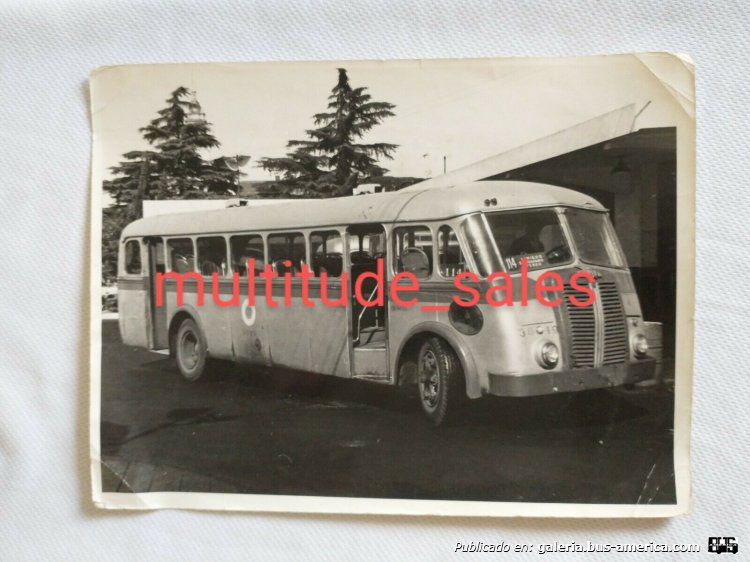 Berliet Carr (en Argentina) - TBA
Línea 114 (Buenos Aires), interno 3819

Fotógrafo: desconocido
Fotografía: Laboratorio Fotográfico - División Servicios Generales - Transportes de Buenos Aires - Empresa Nacional de Transportes
Posteada para la venta por usuario: Multitude Sales
Extraida de: ebay.com
