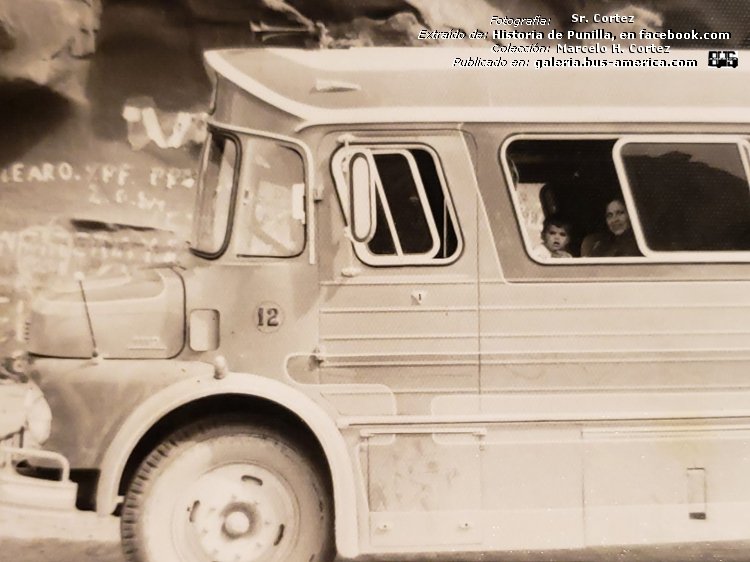 Mercedes-Benz LO 1112 - Andreolli y D'Alessandro - La Capillense
[url=https://bus-america.com/galeria/displayimage.php?pid=48813]https://bus-america.com/galeria/displayimage.php?pid=48813[/url]
[url=https://bus-america.com/galeria/displayimage.php?pid=48814]https://bus-america.com/galeria/displayimage.php?pid=48814[/url]

La Capillense (Prov. Córdoba), interno 12

Fotografía: Marcelo H.Cortéz
Posteado en: Historia de Punilla, en facebook.com
