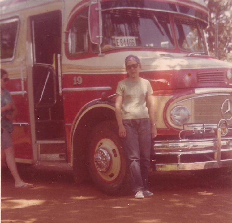 Mercedes-Benz LO 1112 - Costa Brava - Blas Parera
Fotografía: Ricardo Caminos
Publicado en: Línea 3 x siempre (en facebook : http://www.facebook.com/Linea3XSiempre )
Un agradecimiento a "Línea 3 x Siempre" & Blas Schmidt
