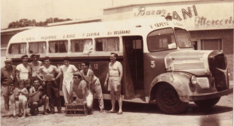 Mercedes-Benz O 3500 - Varese - 1º de Mayo
Publicado en: Línea 3 x siempre 
(en facebook : http://www.facebook.com/Linea3XSiempre )
https://www.facebook.com/photo.php?fbid=334622483341171
&set=at.190798244390263.49264.190793931057361.
100003268875645&type=1&theater
Agradecemos a "Línea 3 x Siempre" & Blas Schmidt por la gentileza
