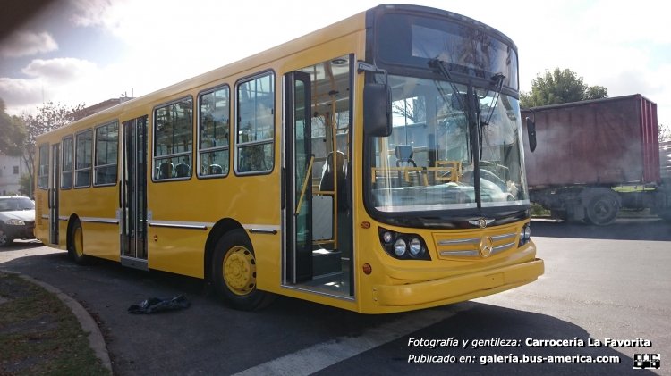 Mercedes-Benz O 500 U - La Favorita Favorito GR - Rosario Bus
Fotografía y gentileza: Carrocería La Favorita
Extraídas de facebook.com
