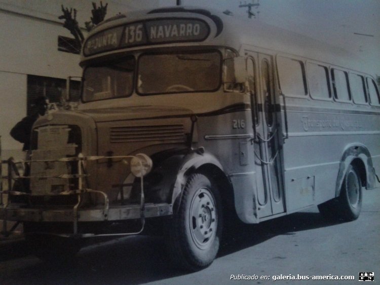 Mercedes-Benz L 312 - La Porteña - Transp. Del Oeste
Colección: Daniel Canovas
Extraídad de: grupo facebook Yo Nací en Ramos Mejía
