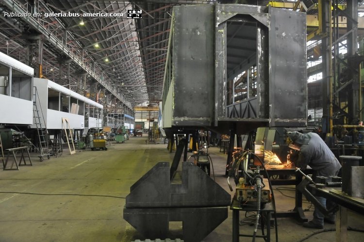 Materfer - Nuevos Ferrocarriles Argentinos
Fotógrafo: ¿?
Fotografía: Trenes Argentinos Operadora Ferroviaria (O.F.S.E)
Extraída de: https://www.facebook.com/TodosConFlorencio/
photos/pcb.914462185286693/914459205286991/
?type=1&theater
