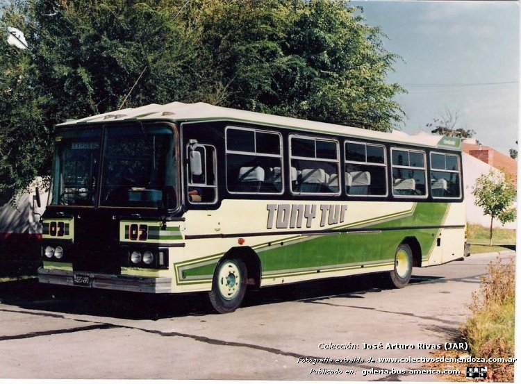 Mercedes-Benz OC 1214 reformado - Pacame - Tony Tur
B.1835490

Tony Tur, interno 03

Fotógrafo: desconocido
Colección: José Arturo Rivas
Extraído de: www.colectivosdemendoza.com.ar
