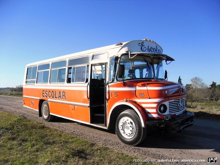 Mercedes-Benz LO 1114 - ALA (Prima) - Particular
B 2125245 - TLL 697

Fotografía www.mercadolibre.com
