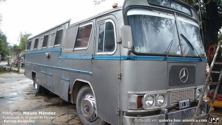 Mercedes-Benz LO 1112 (Frontalizado) - D.I.C.
X 175531 - VES 929

Fotografía: Mauro Méndez
Publicada en el grupo de Facebook "Fierros Oxidados"
