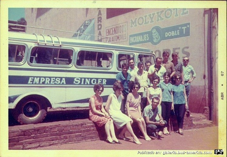 Ford (F.M.A.) - Singer - Empresa Singer
Servicio El Rápido

Fotografía: Gabriel Eduardo Jacquemin
Publicada en el grupo de Facebook "Oberá Del Ayer"
