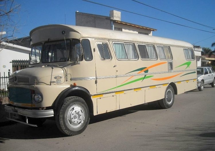 Mercedes-Benz LO 1112 - La Porteña - Motorhome
D 001250 - VZP 445

Imagen extraída de Córdoba Vende
