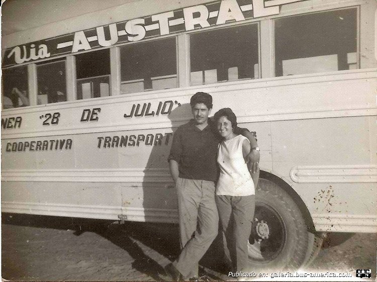 Ford Thames Trade - Wayne SMI-2908 (ensamblado en Argentina) - Línea 28 de Julio
Fotografía: Claudio Mangini
Publicada en el grupo de facebook "Recuerdos del Valle Inferior del Río Chubut"
