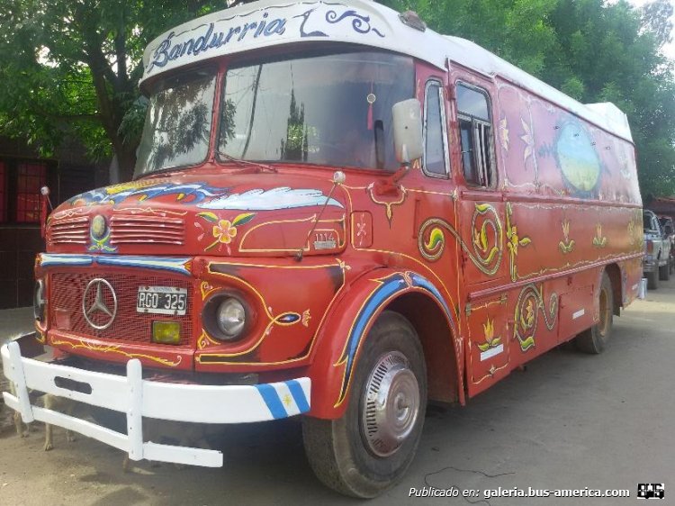 Mercedes-Benz LO 1114 - Troyano - Particular
S 343185 - RGO 325

Publicado a la venta en "OLX"
