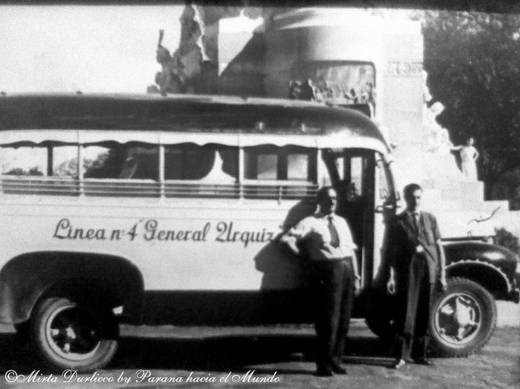 International - Puletti - General Urquiza
Línea 4

Fotografía: Mirta Durlicco
Extraída del facebook "Paraná Hacia el Mundo"
