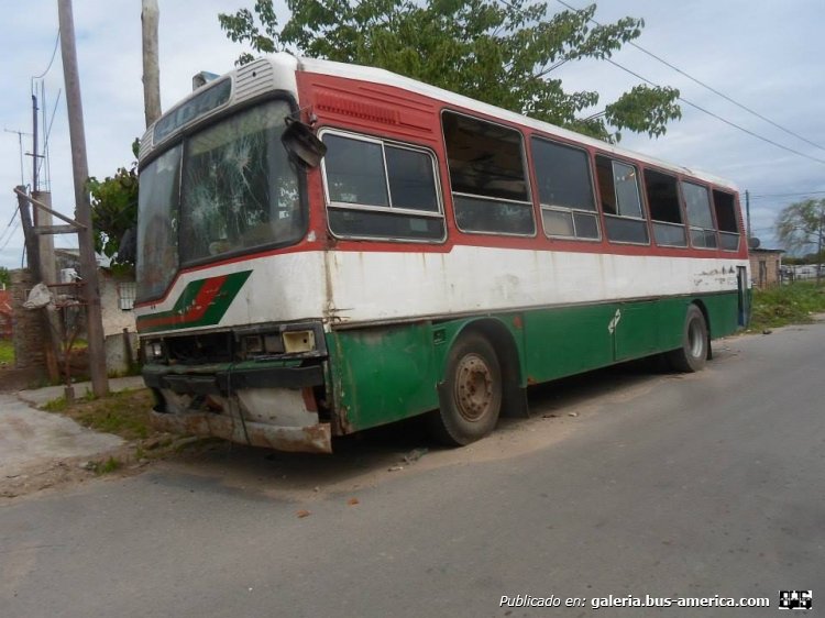 Mercedes-Benz OH 1318 - T.A.L.P. - Particular
Fotografía: Pedro Néstor Tieso
Publicada en su Facebook 
