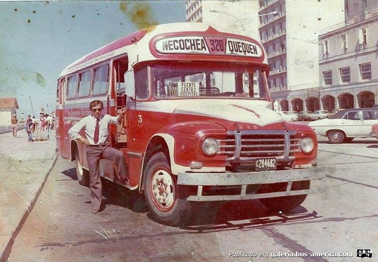 Bedford (G.M.A.) - Luna - Transportes Necochea
C 284682
Línea 320 - Interno 3

Fotografía: Pepe Aloisi
