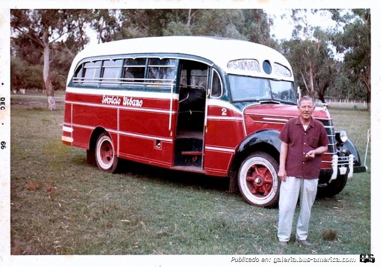International - El Trébol - Servicio Urbano
Línea 1 - Interno 2

Fotografía: Natalio Sibau
Publicada en el Facebook Videos Históricos Gualeguaychú, enviada por Luis Enrique Fariña
