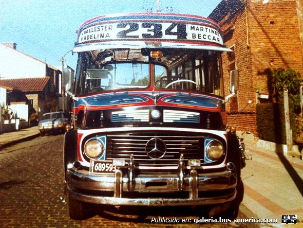Mercedes-Benz LO 1114 - Alcorta - Transportes Martínez
B 1689593
Línea 234

Fotografía: Darío Dolfi
Extraída de "www.retrovisiones.com"
http://www.retrovisiones.com/2010/12/un-mundo-de-20-asientos/
