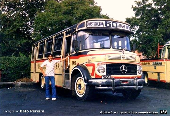 Mercedes-Benz LO 1114 - Bi-Met - M.O.N.S.A.
C 1279583
Línea 60 - Interno 90

Fotografía: Beto Pereira
