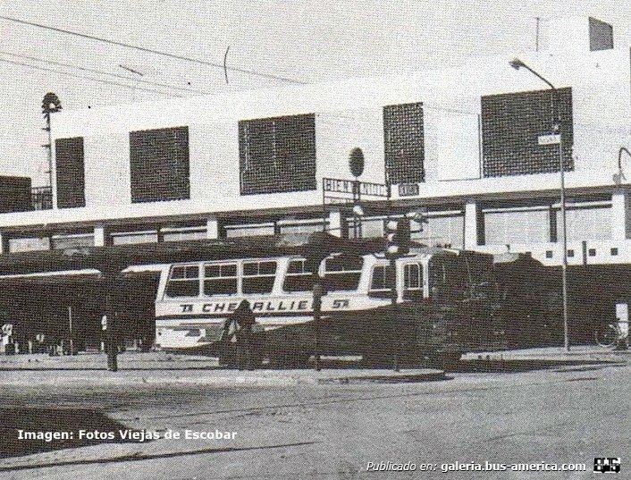 Mercedes-Benz LO 1114 (frontalizado) - San Antonio - T.A. Chevallier
Imagen de un "zarateño"

Fotografía extraída del grupo de facebook "Fotos Viejas de Escobar"
https://www.facebook.com/photo.php?fbid=10204961094611967&set=o.190663720948131
&type=3&theater
