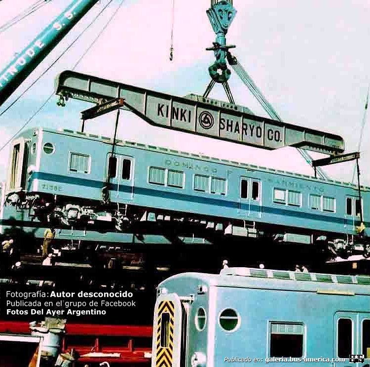 Toshiba - Kinki (en Argentina) - Ferrocarril Domingo F Sarmiento
7138 E
Llegada a la Argentina

Fotografía: Autor desconocido
Publicada en el grupo de Facebook "Fotos Del Ayer Argentino", por el usuario Feria Franca Municipal San Fernando
