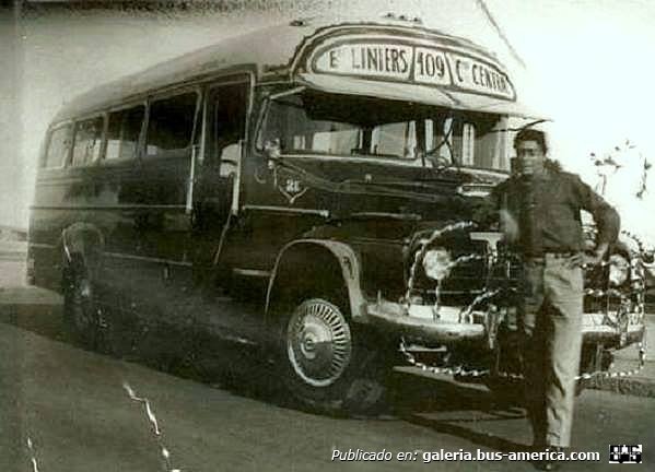 Bedford (G.M.A.) - Belgrano - Nueve De Julio
Línea 109 - Interno 21

Fotografía: Autor desconocido
Publicada en el facebook "Linea 109 - Transporte 9 de Julio S.A.C."
