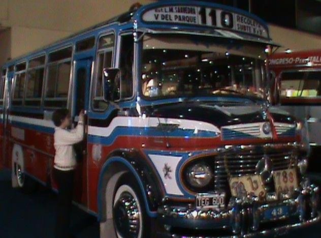 Mercedes-Benz LO 1114 en ExpoTransporte 2012
C.1174616 - TEG 600

http://galeria.bus-america.com/displayimage.php?pos=-11740
http://galeria.bus-america.com/displayimage.php?pos=-11762
http://galeria.bus-america.com/displayimage.php?pos=-11763
http://galeria.bus-america.com/displayimage.php?pos=-13615
http://galeria.bus-america.com/displayimage.php?pos=-14526
http://galeria.bus-america.com/displayimage.php?pos=-14527
http://galeria.bus-america.com/displayimage.php?pos=-18112
http://galeria.bus-america.com/displayimage.php?pos=-21481
http://galeria.bus-america.com/displayimage.php?pos=-21645
http://galeria.bus-america.com/displayimage.php?pos=-31907
http://galeria.bus-america.com/displayimage.php?pos=-31908
http://galeria.bus-america.com/displayimage.php?pos=-31934
http://galeria.bus-america.com/displayimage.php?pid=34986
http://galeria.bus-america.com/displayimage.php?pid=40253
Palabras clave: Mercedes-Benz LO 1114