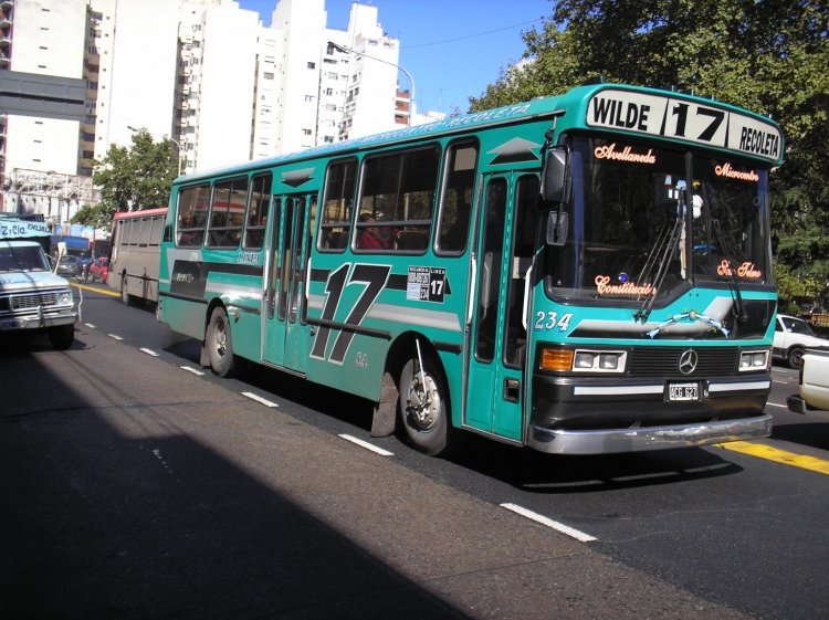 Mercedes-Benz 1320 - San Miguel - Linea 17
ACG 627
Linea 17 - Interno 234
Palabras clave: Linea 17 SA San Miguel OHL1320