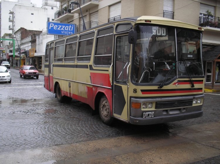 Mercedes-Benz OF 1214 - Suyai - T. 9 de Julio
B.2352423 - UPP426
Línea 500 - Interno 8
http://www.bus-america.com/ARcarrocerias/Suyai/
MBenzOF/OF1214-Suyai-2001-92-2.htm
http://galeria.bus-america.com/displayimage.php?pos=-25371
Palabras clave: Linea 500 Suyai OF1215 Tandil