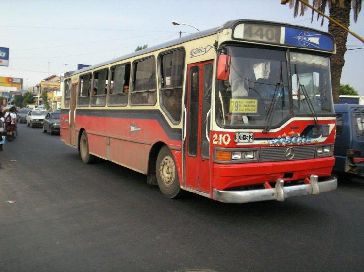 Mercedes-Benz 1320 - San Miguel - la Primera de Grand Bourg
BOX 512
Linea 440 - Interno 210
Palabras clave: LPGB San Miguel OHL1320 Linea 440