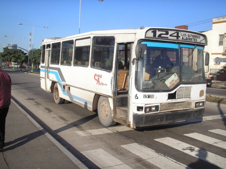 Mercedes-Benz OF 1214 - CND - Cruz Alta U.T.E.
B 2348244 - VZN 598
Linea 124 - Interno 6
Este coche perteneció a la linea 161 de Buenos Aires.
 Tiene hechas ciertas reformas...
Palabras clave: Linea 124 Cruz Alta UTE Tucumán CND