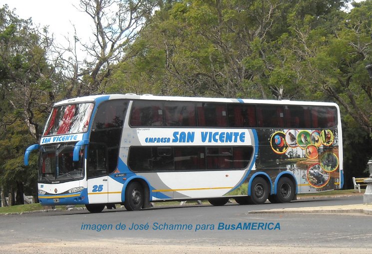 Mercedes-Benz O-400 RSD - Marcopolo (en Argentina) - San Vicente
Interno 25
Fotografía en el Parque Urquiza de Paraná.
Palabras clave: San Vicente 25
