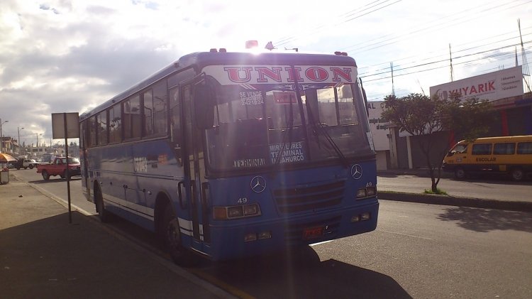 carrocerias Cepeda
Este bus es una belleza para el tiempo que tiene se mantiene flamante. Este bus reemplazo a un Thomas más o menos por el 96.
Palabras clave: Cepeda