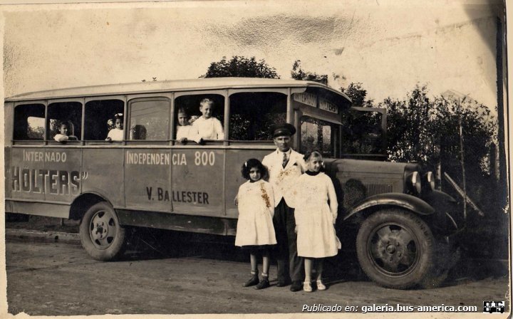 Ford (F.M.C.) - Internado Holters
Autor desconocido
Publicada en el grupo de Facebook yo vivo o vivi en Villa Ballester
