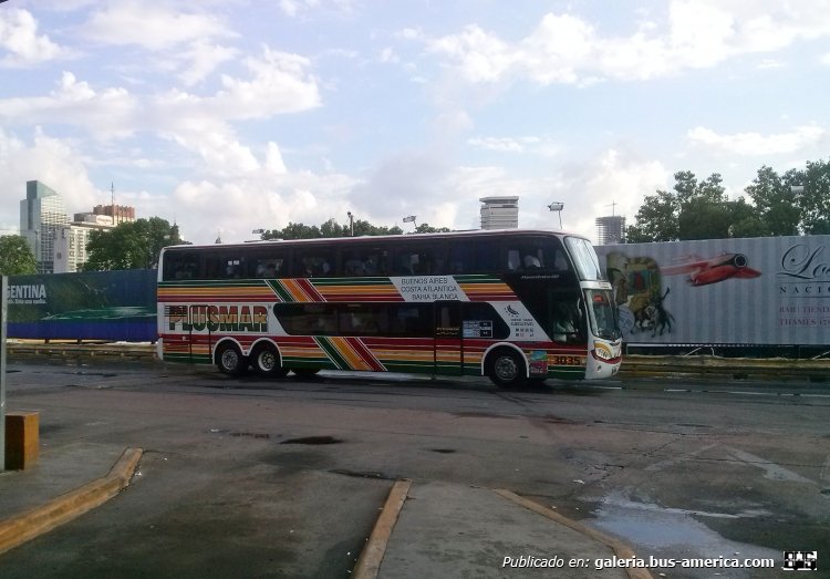 Mercedes-Benz O-500 RSD - Busscar Panoramico DD (en Argentina) - Plusmar
Terminal Retiro
