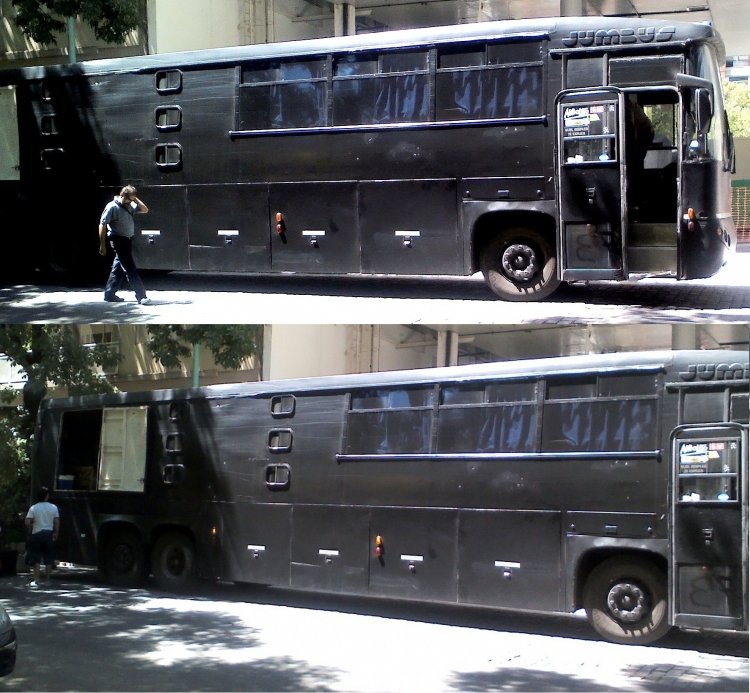 Cametal Jumbus - Particular
Cametal Jumbus - Vehículo utilizado por el Chango Spaciuk cuando sale de gira.
Febrero de 2012 
