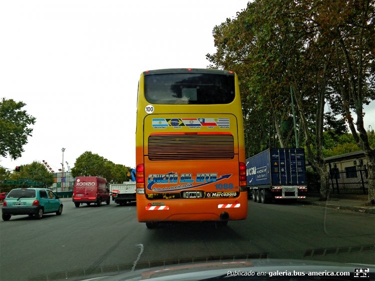 Mercedes-Benz O-500 RSD - Marcopolo (en Argentina) - Crucero Del Norte
KFJ 190
Interno 1088
Cerca de la Terminal de Ómnibus de Retiro
