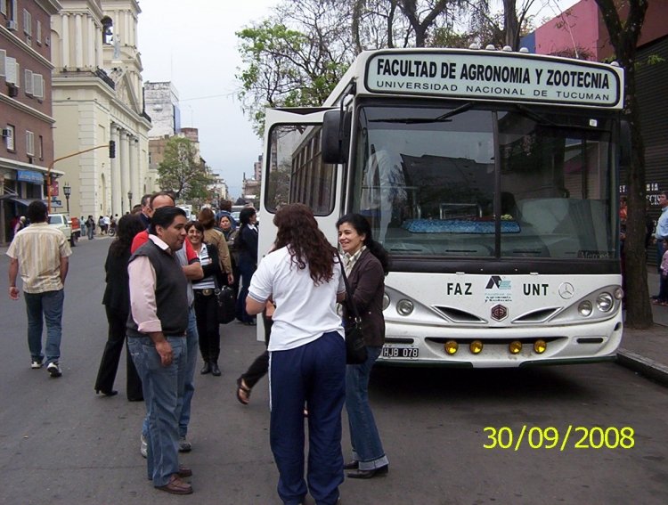 Mercedes-Benz - Bi-Met - Facultad de Agronomía y Zootecnia (U.N.T.)
HJB 078
GIRA DE ESTUDIOS EFECTUADO POR ESCUELA Y LICEO VOCACIONAL SARMIENTO TUCUMAN
