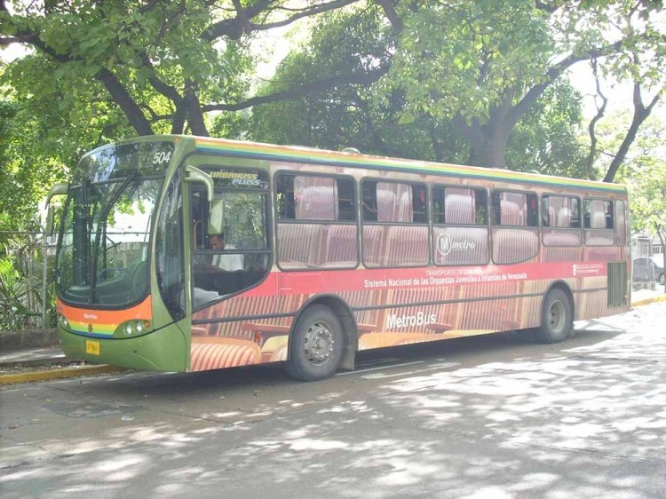 Volvo B7R - Busscar Urbanuss Pluss (en Venezuela) - MetroBus Caracas 504
Utilizado junto a otros 7 unidades para el transporte de estudiantes del Sistema Nacional de Orquesta Infantiles y Juveniles de Venezuela
Palabras clave: Metrobus Urbanuss Pluss
