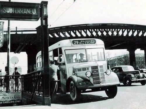 Bedford OB - GM (ensamblada en Argentina) - MTN
BUENOS AIRES
¿2C284-7OM?
[url=https://bus-america.com/galeria/displayimage.php?pid=14747]https://bus-america.com/galeria/displayimage.php?pid=14747[/url]
[url=https://bus-america.com/galeria/displayimage.php?pid=62919]https://bus-america.com/galeria/displayimage.php?pid=62919[/url]
[url=https://bus-america.com/galeria/displayimage.php?pid=62937]https://bus-america.com/galeria/displayimage.php?pid=62937[/url]

Línea 29 (Buenos Aires)

Autor desconocido.
Fotografía del [url=https://www.facebook.com/profile/100064729354572/search/?q=bedford%20colectivo%2029]Archivo General de la Nación[/url]: AR-AGN-SIP01-rfyct-246576
Tomada del Facebook "Los viejos también nos acordamos"
