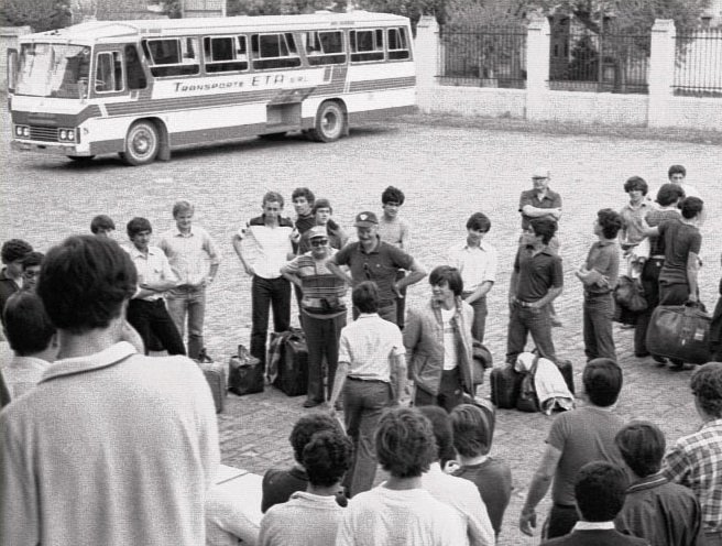 Mercedes-Benz L 1518 (frontalizado) - Troyano - Transporte ETA
Foto de Andrés Suárez, subida a https://picasaweb.google.compor el usuario lasalletecnica81
