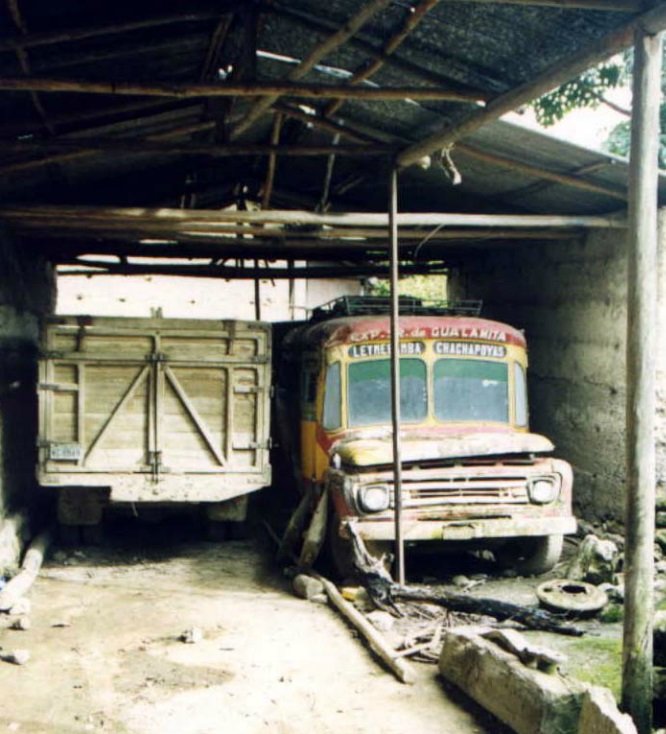 Ford - ?? - Expreso Señor de Gualamita
Foto de Dave Hippler tomada de https://picasaweb.google.com
Palabras clave: peru