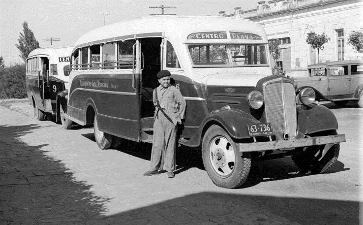 Chevrolet (G.M.C.) - El Trébol - General Necochea
63-736
Provincia de Buenos Aires

Autor: desconocido.
Tomada de: www.juanjoseflores.com.ar
Palabras clave: necochea