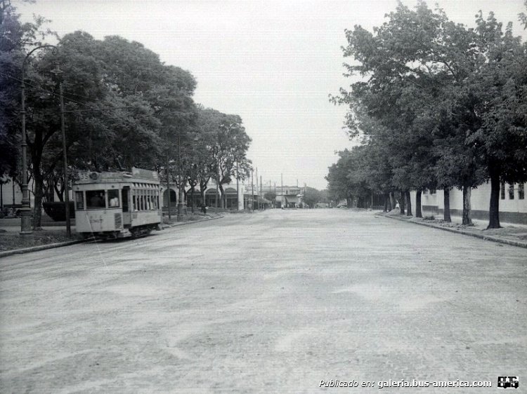 Brill - Dick Kerr (en Argentina) - C.T.C.B.A.
Foto de autor desconocido, del archivo de la Subsec. de Planeamiento del GCBA
