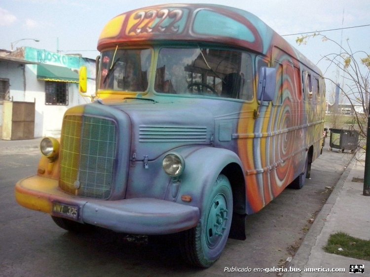 Mercedes-Benz LO 911 - C.E.A.P. - Particular 
C 629163 - WNI 325

Foto de Pablo del 205 de la 181

http://galeria.bus-america.com/displayimage.php?pid=14428
http://galeria.bus-america.com/displayimage.php?pid=24066
http://galeria.bus-america.com/displayimage.php?pid=29588
http://galeria.bus-america.com/displayimage.php?pid=37755
