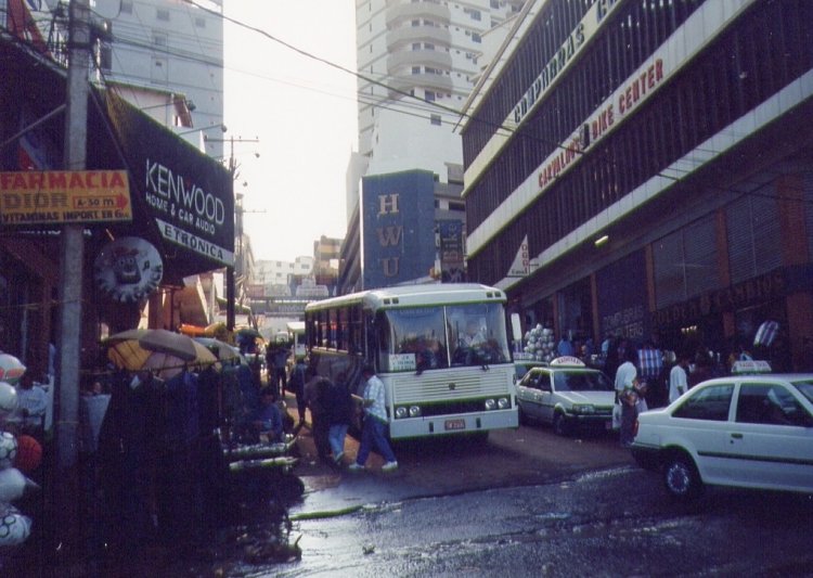 ?? - ¿? - ?? (¿En Paraguay?)
Foto de Didier Droissart, tomada de https://picasaweb.google.com
