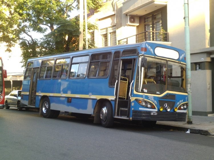 Mercedes-Benz OF 1214 - ¿ALA? - Particular
E 156121 - VHW 697
Palabras clave: 1214